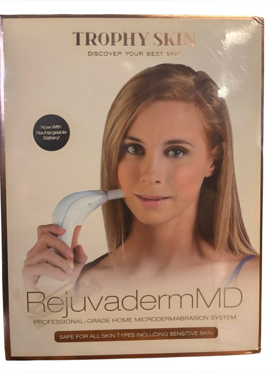 Trophy Skin Other - Trophy Skin RejuvadermMD Professional Grade Microdermabrasion System New Sealed